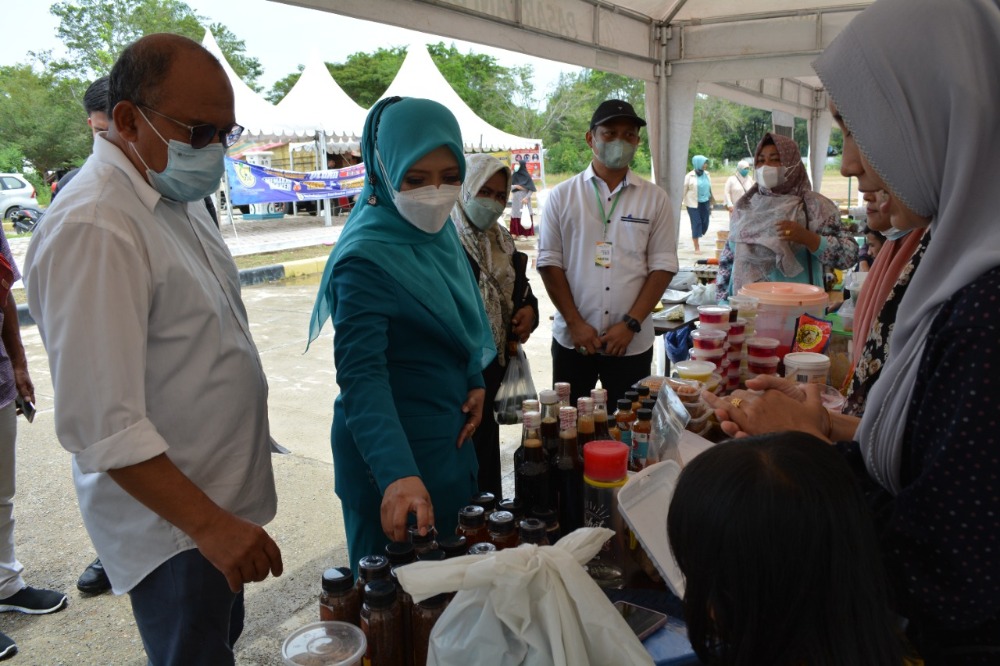 Pertanian Perkebunan Pasar Tani Pemerintahan Pupuk Smk Pp Tanaman