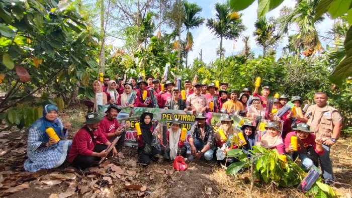 Pelatihan Petani dan Pelaku Agribisnis Komoditi Kakao